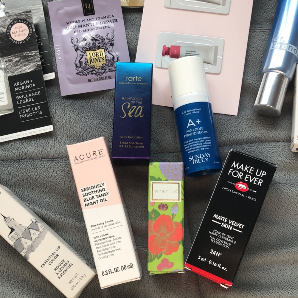 Makeup bundle - Picture 2 of 5